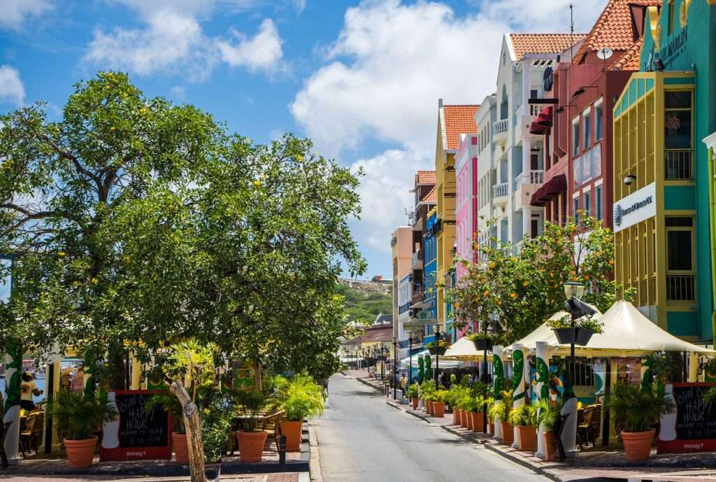 Hotels in Willemstad, Hotels in Curacao
