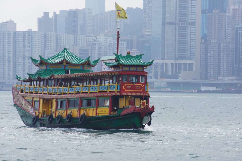 Maak een rondvaart om Hong Kong