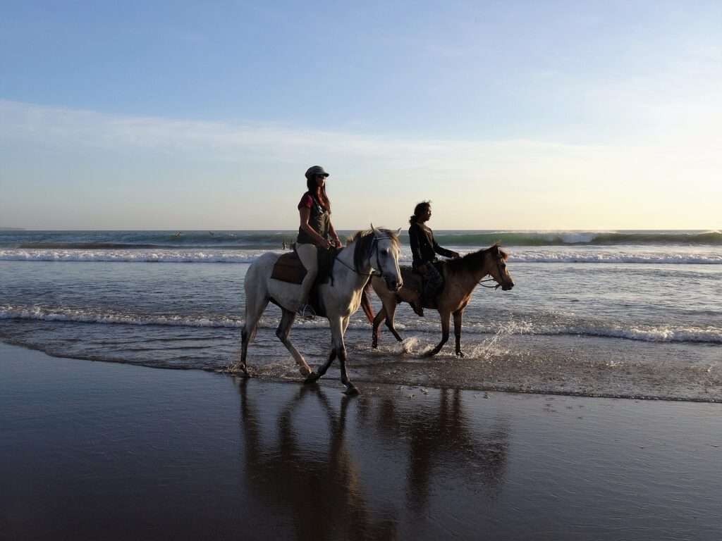 Paardrijden over het strand van Kuta