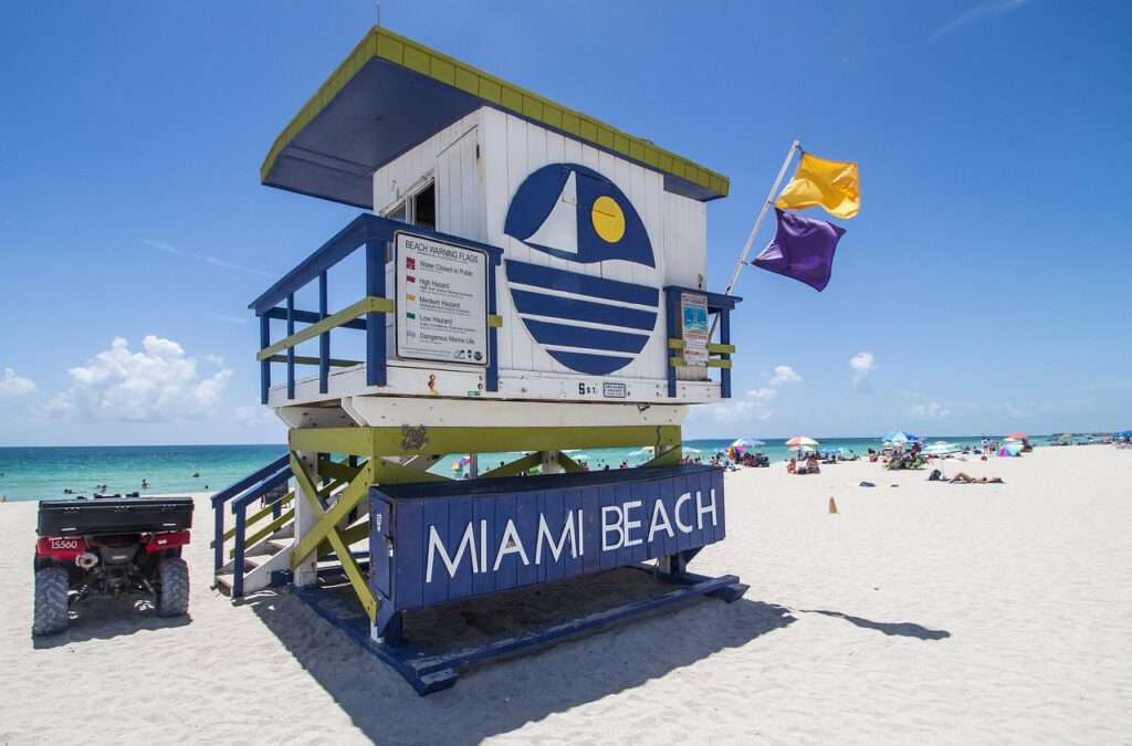 Miami Beach, Verenigde Staten​, sea, beach, coast-3339751.jpg